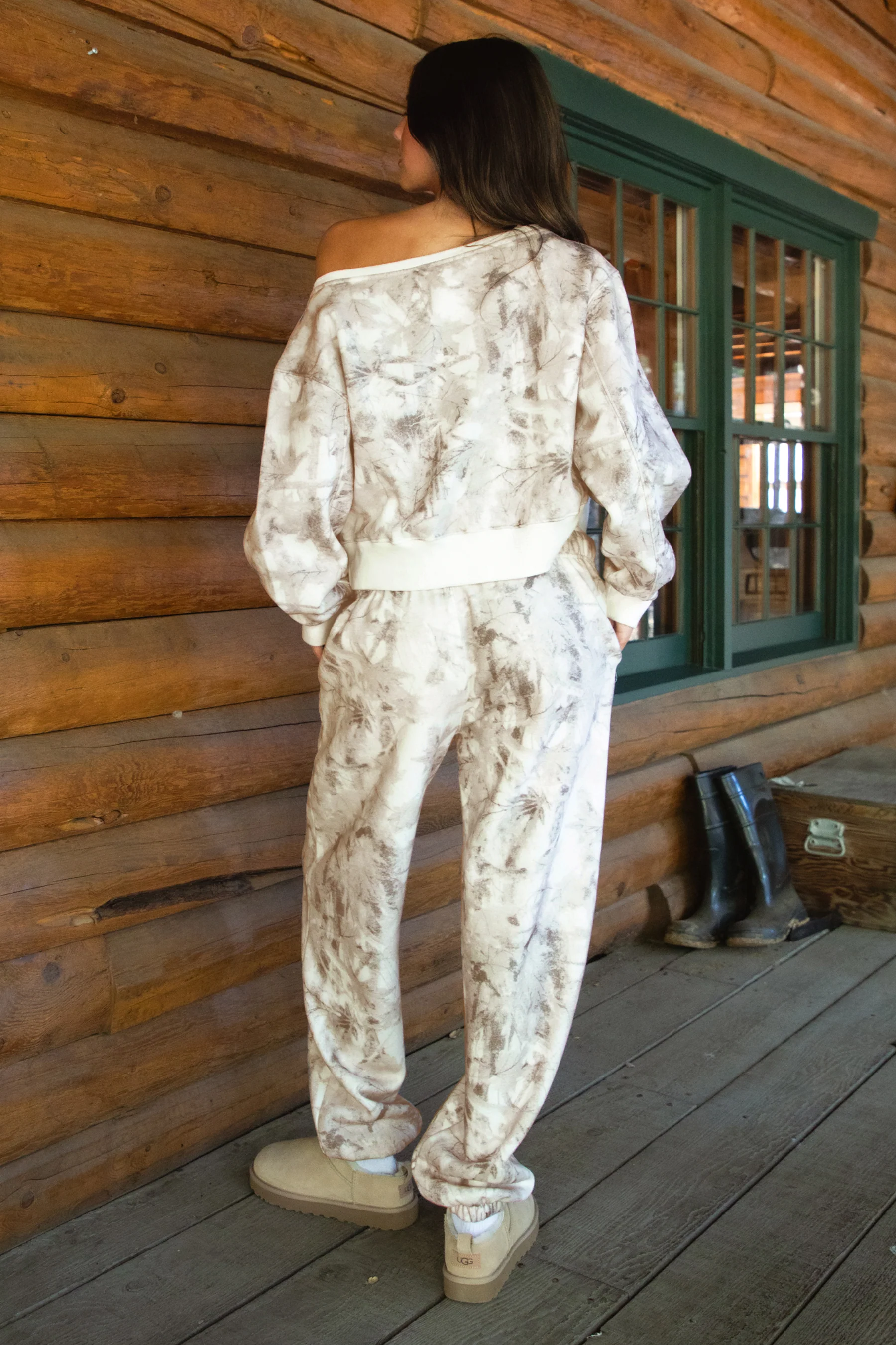 AVERY Light Camo Cloud Fleece Lounge Sweatpants - Image 4