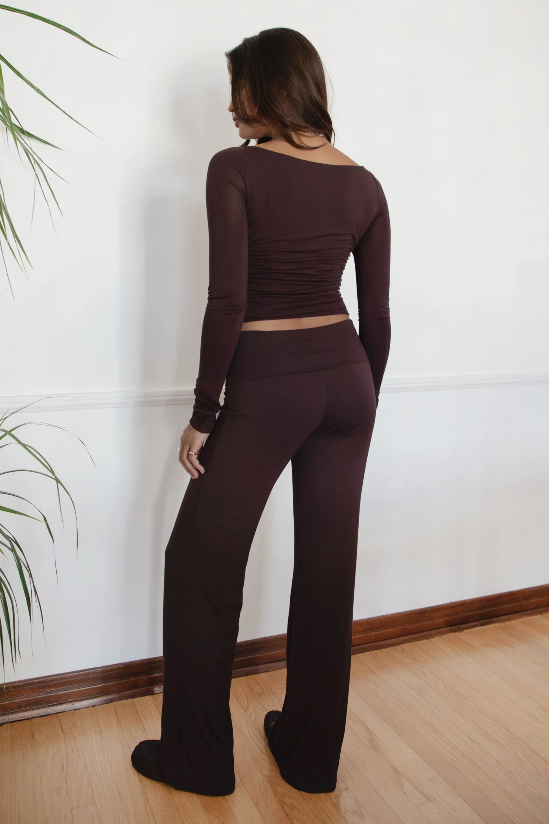 SORA Fold Over Straight Leg Leggings - Image 8