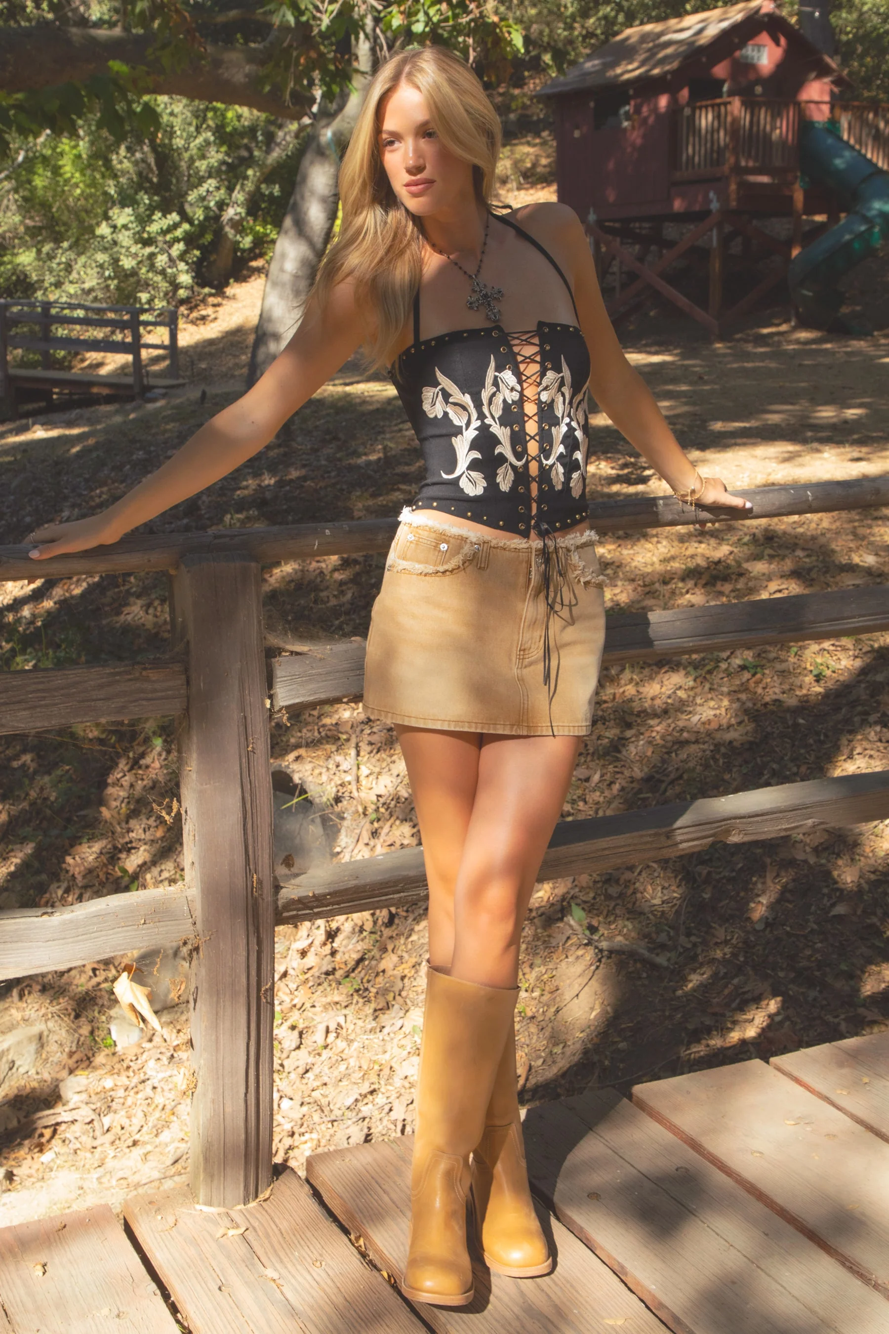 CLEMENTINE Embroidered Corset Top - Image 4