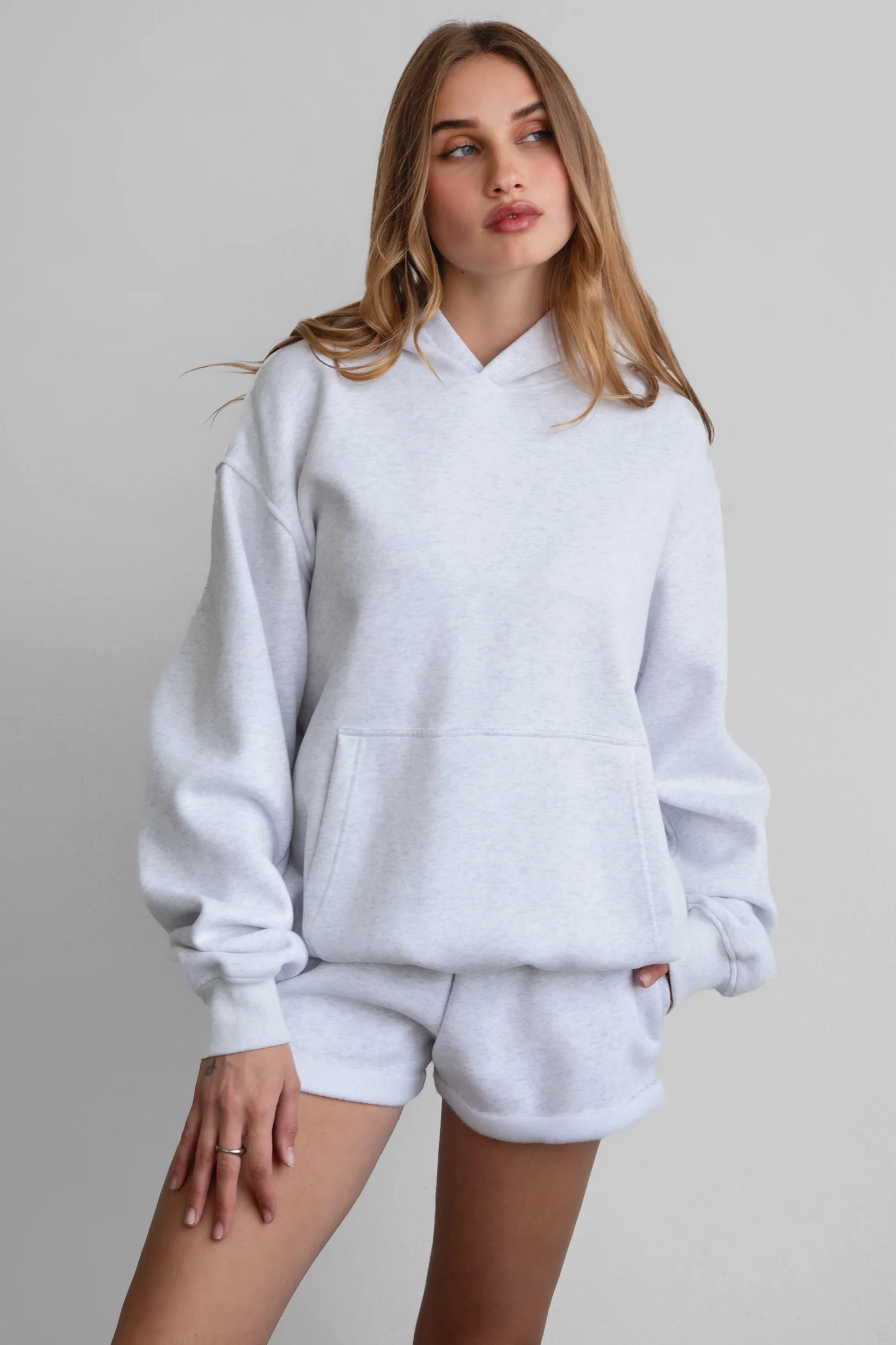 DAMI Cloud Fleece Classic Oversized Hoodie - Image 13